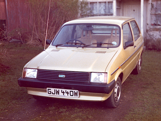 How the Classic Mini Survived the Launch of the Austin Metro 